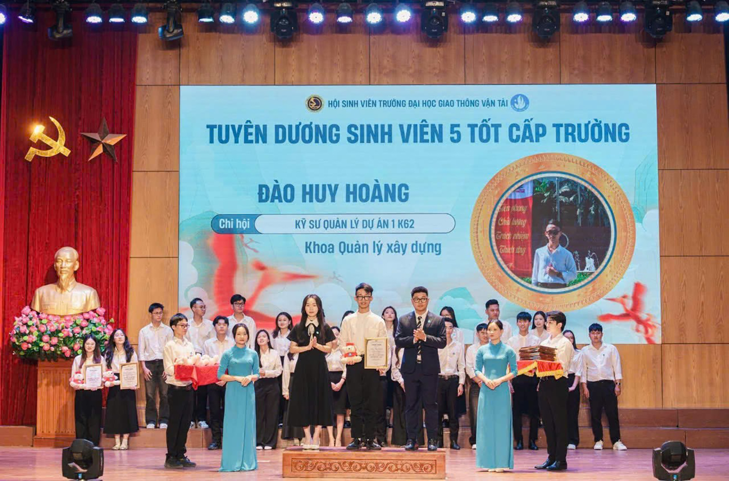Nam sinh Đại học Giao thông vận tải giành học bổng Pháp 20.000 euro

